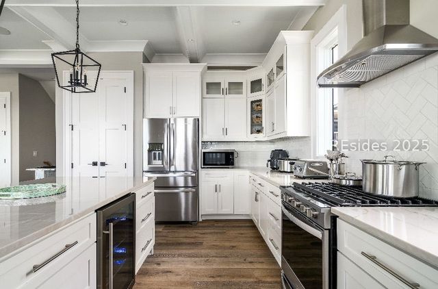 39 Reserve Dr, Seabrook, SC 29940