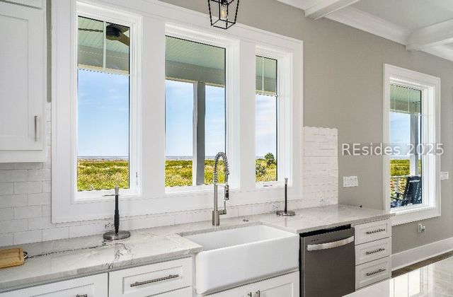 39 Reserve Dr, Seabrook, SC 29940