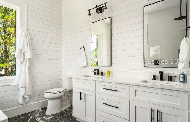 39 Reserve Dr, Seabrook, SC 29940