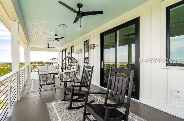 39 Reserve Dr, Seabrook, SC 29940