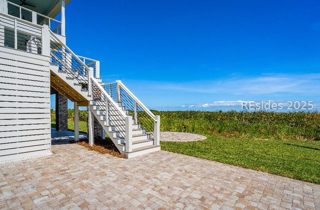 39 Reserve Dr, Seabrook, SC 29940