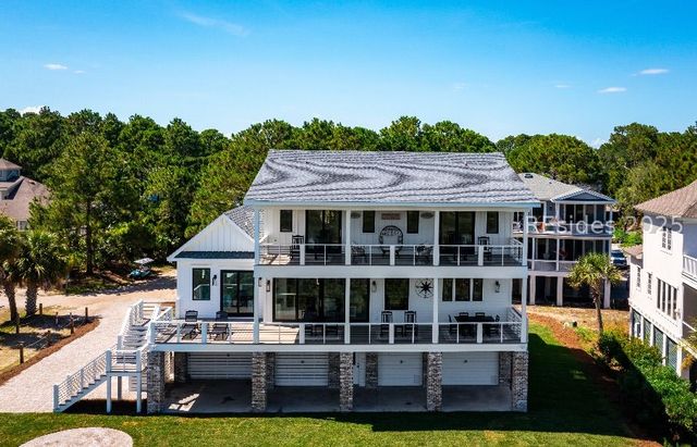 39 Reserve Dr, Seabrook, SC 29940