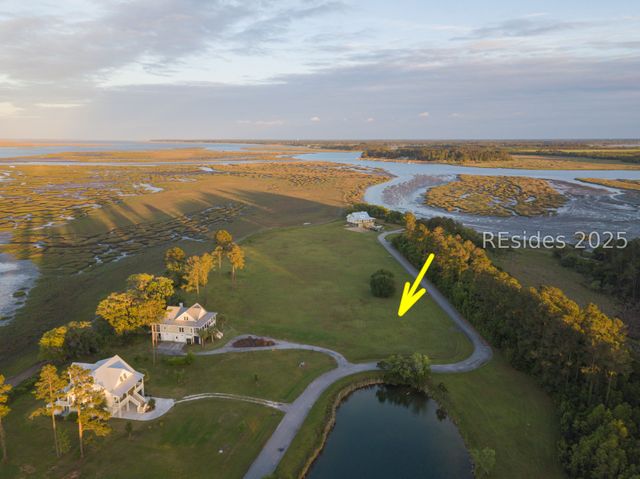 39 Reserve Dr, Seabrook, SC 29940