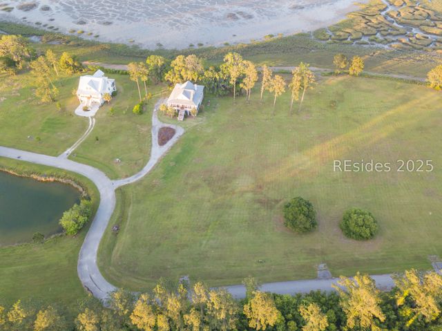 39 Reserve Dr, Seabrook, SC 29940