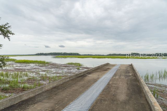 39 Reserve Dr, Seabrook, SC 29940