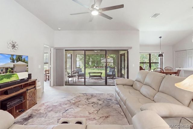 2651 E Maidstone Court, Hernando, FL 34442