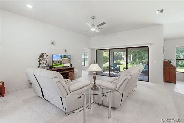 2651 E Maidstone Court, Hernando, FL 34442