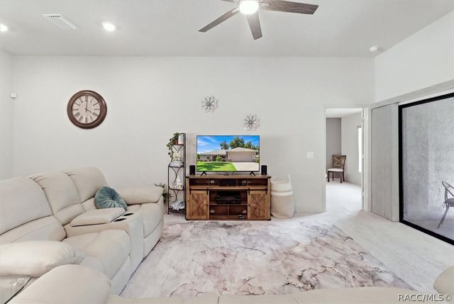 2651 E Maidstone Court, Hernando, FL 34442