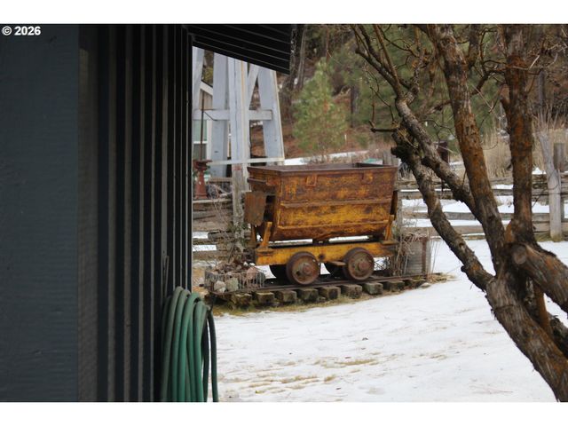 3355 Kircher Rd, Chiloquin, OR 97624