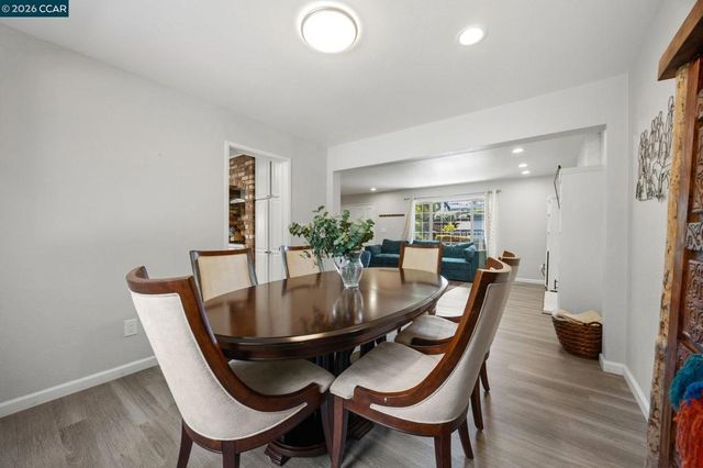 2537 Simas Ave, Pinole, CA 94564