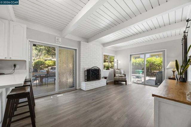 2537 Simas Ave, Pinole, CA 94564