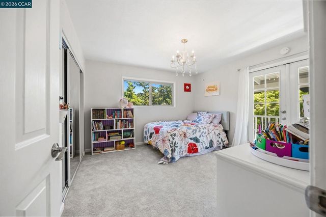 2537 Simas Ave, Pinole, CA 94564