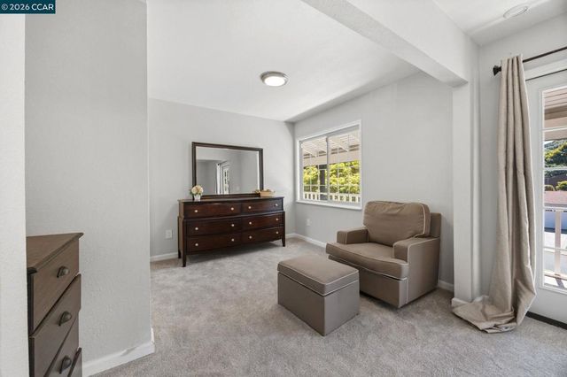 2537 Simas Ave, Pinole, CA 94564