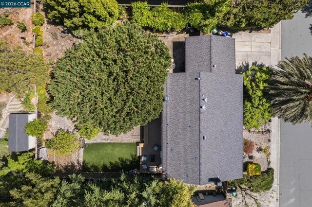 2537 Simas Ave, Pinole, CA 94564