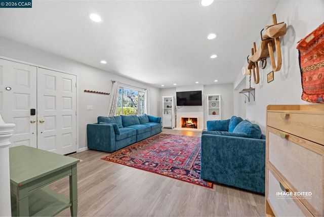 2537 Simas Ave, Pinole, CA 94564