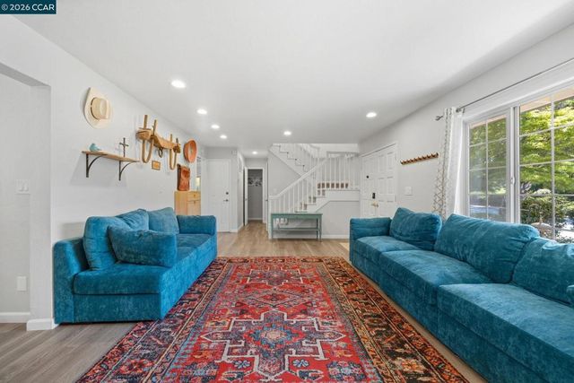 2537 Simas Ave, Pinole, CA 94564