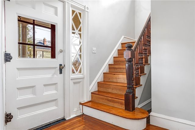 9 Linden Avenue, East Providence, RI 02916