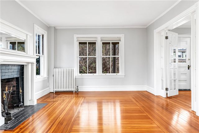 9 Linden Avenue, East Providence, RI 02916