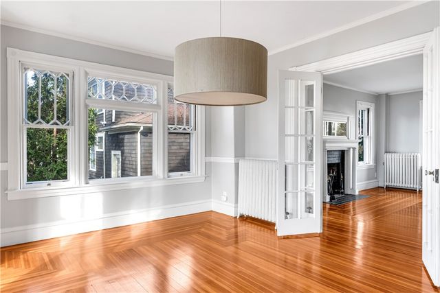 9 Linden Avenue, East Providence, RI 02916