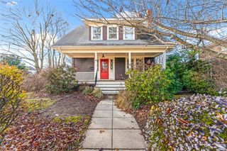 9 Linden Avenue, East Providence, RI 02916