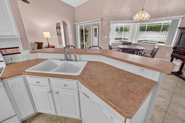 13 WENTWORTH LANE, Palm Coast, FL 32164