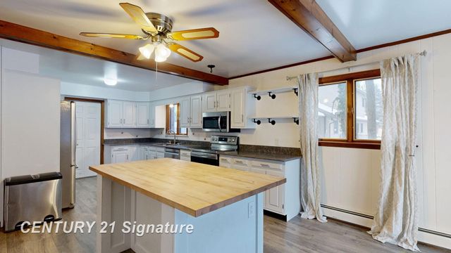 2765 Clairmount Drive, Saginaw Twp, MI 48603