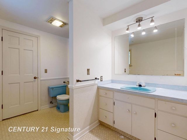 2765 Clairmount Drive, Saginaw Twp, MI 48603