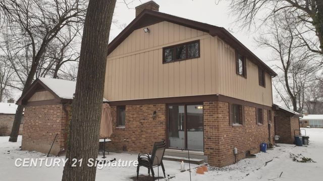 2765 Clairmount Drive, Saginaw Twp, MI 48603