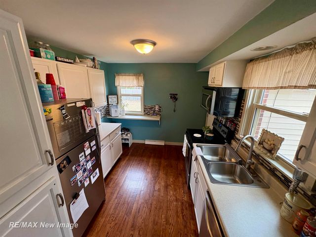 3619 Concord Street, Midland, MI 48642