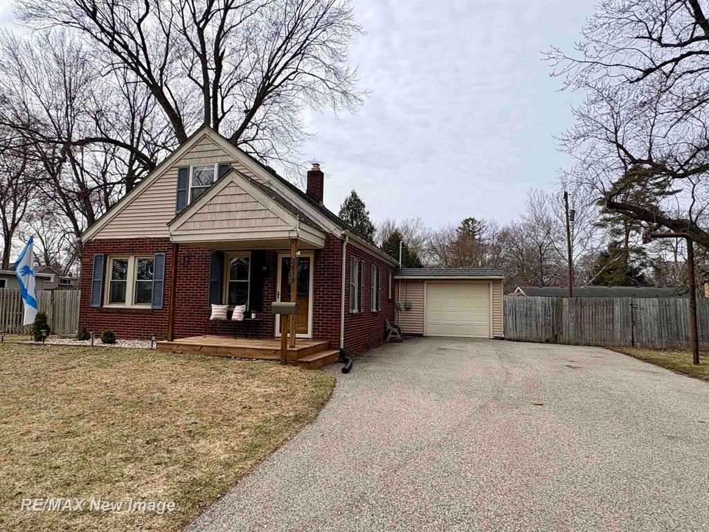 3619 Concord Street, Midland, MI 48642