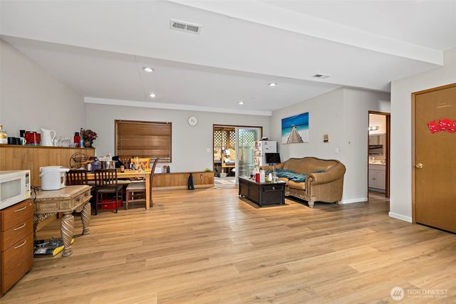 2521 Talbot Crest Drive S, Renton, WA 98055
