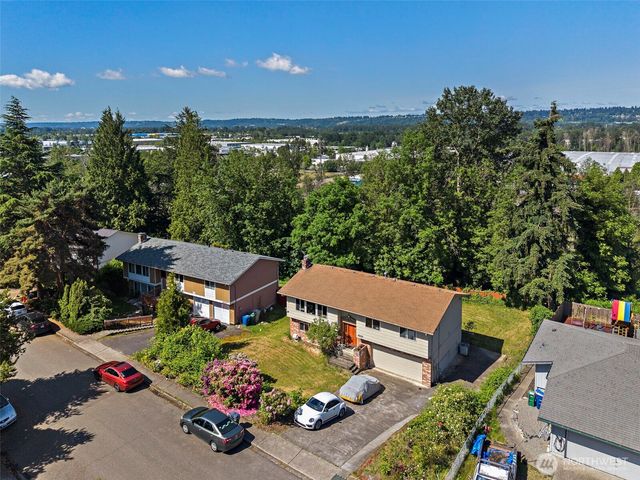 2521 Talbot Crest Drive S, Renton, WA 98055