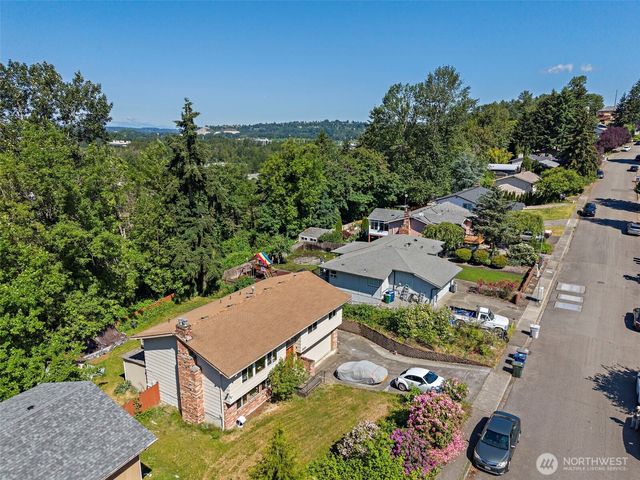 2521 Talbot Crest Drive S, Renton, WA 98055