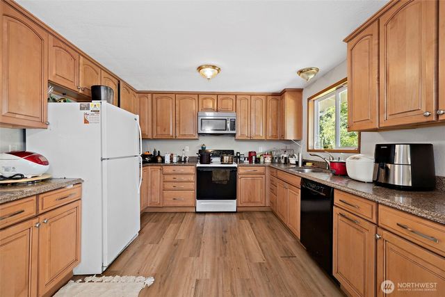 2521 Talbot Crest Drive S, Renton, WA 98055