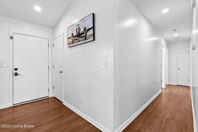 4405 Debbie Ct, Louisville, KY 40213