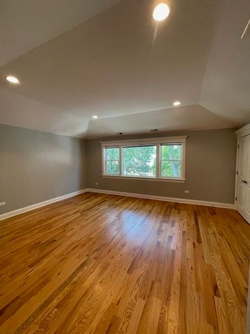 5839 N Marmora Avenue 2, Chicago, IL 60646