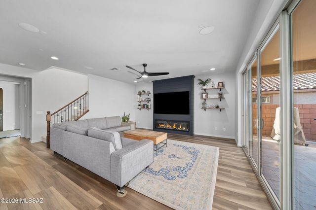 7911 S Land Grant Drive, Tucson, AZ 85747