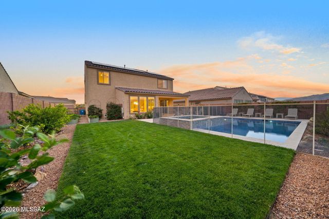 7911 S Land Grant Drive, Tucson, AZ 85747