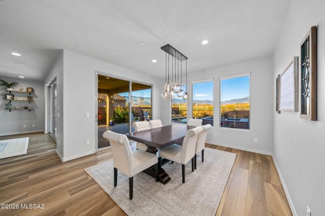 7911 S Land Grant Drive, Tucson, AZ 85747