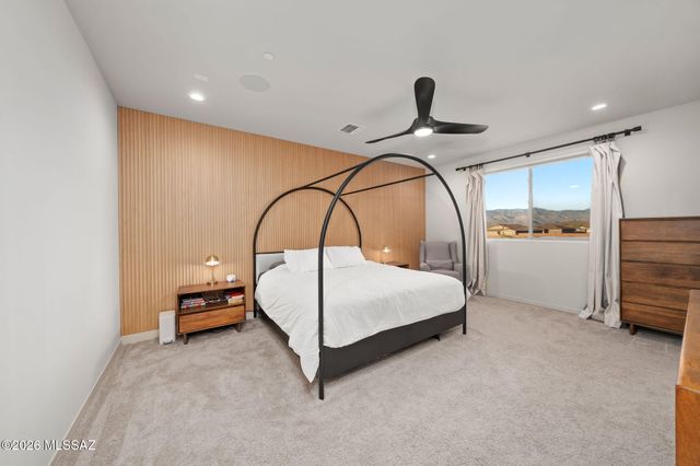 7911 S Land Grant Drive, Tucson, AZ 85747