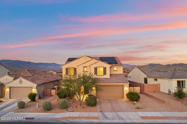 7911 S Land Grant Drive, Tucson, AZ 85747