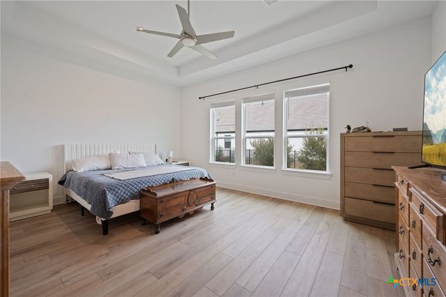 616 Hallwood Drive, Liberty Hill, TX 78642