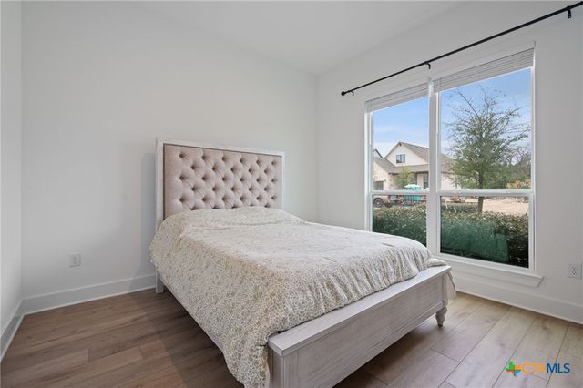 616 Hallwood Drive, Liberty Hill, TX 78642