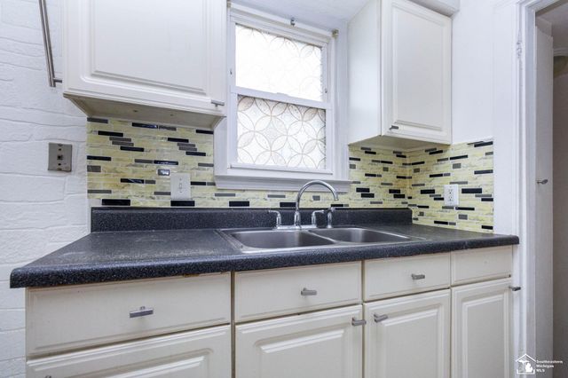2169 Cicotte Avenue, Lincoln Park, MI 48146