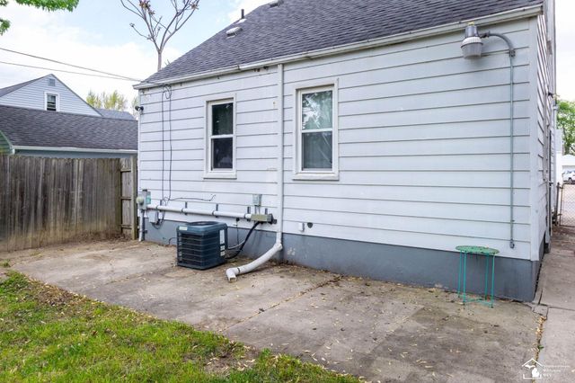 2169 Cicotte Avenue, Lincoln Park, MI 48146