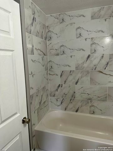 1819 Madrid St, San Antonio, TX 78237