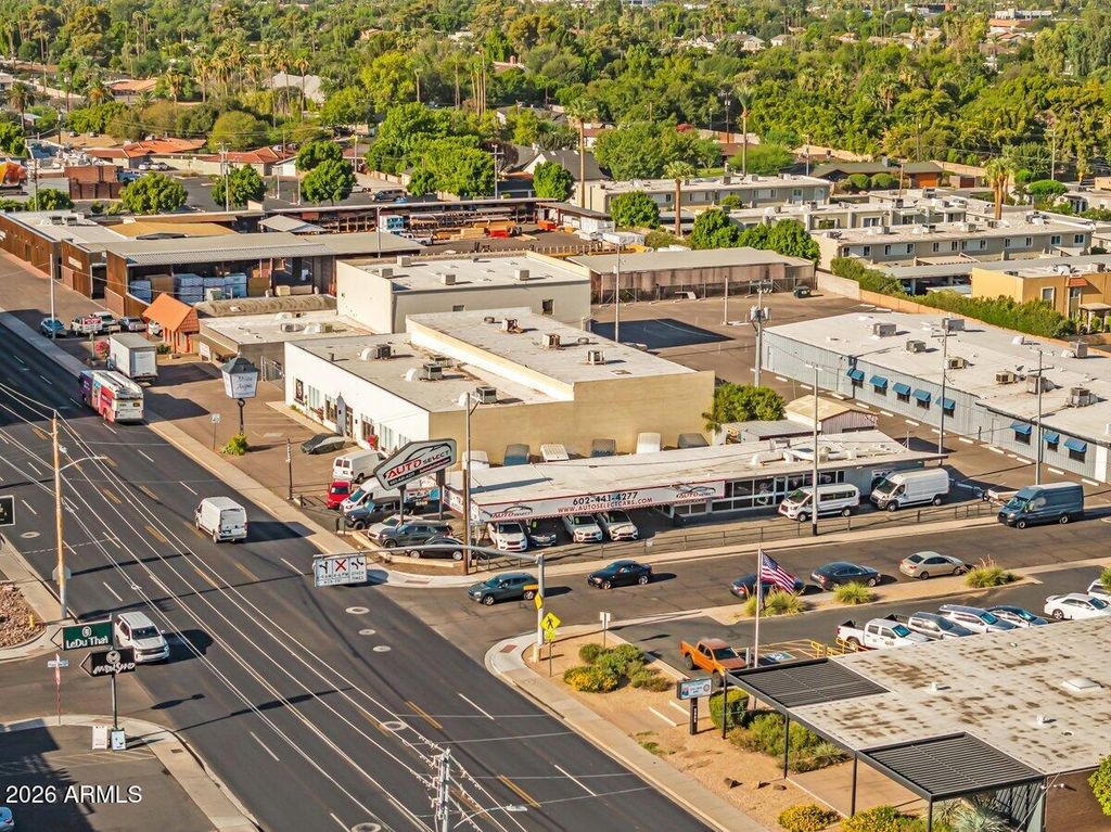5746 N 7TH Street, Phoenix, AZ 85014 — exterior