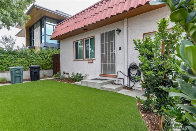 924 W Clark, Burbank, CA 91506