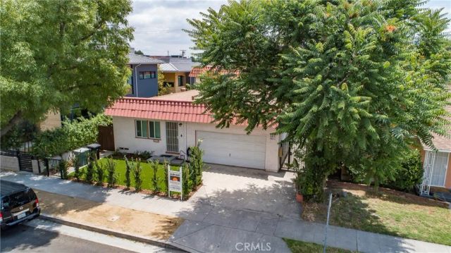 924 W Clark, Burbank, CA 91506