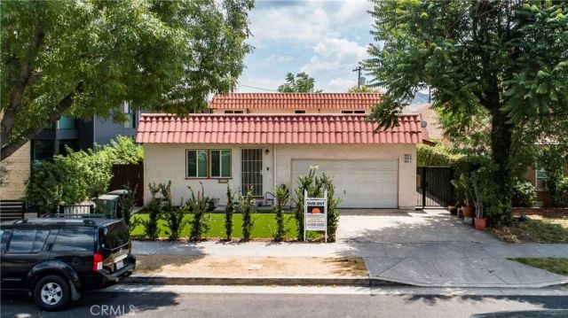 924 W Clark, Burbank, CA 91506